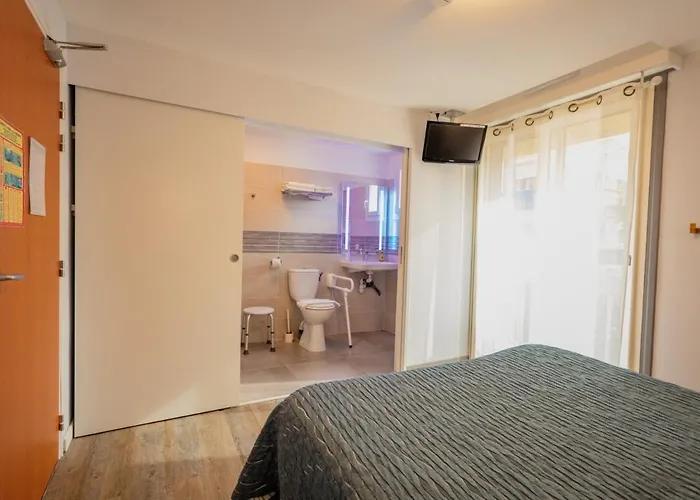 Zentrale Hotels in Gruissan
