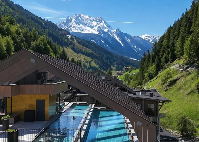 Zillergrundrock Luxury Mountain Resort Mayrhofen