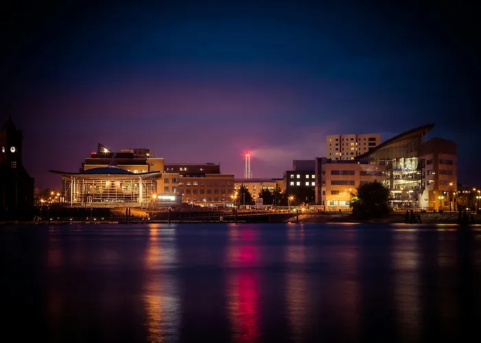 Royal Hotel Cardiff By Belvilla