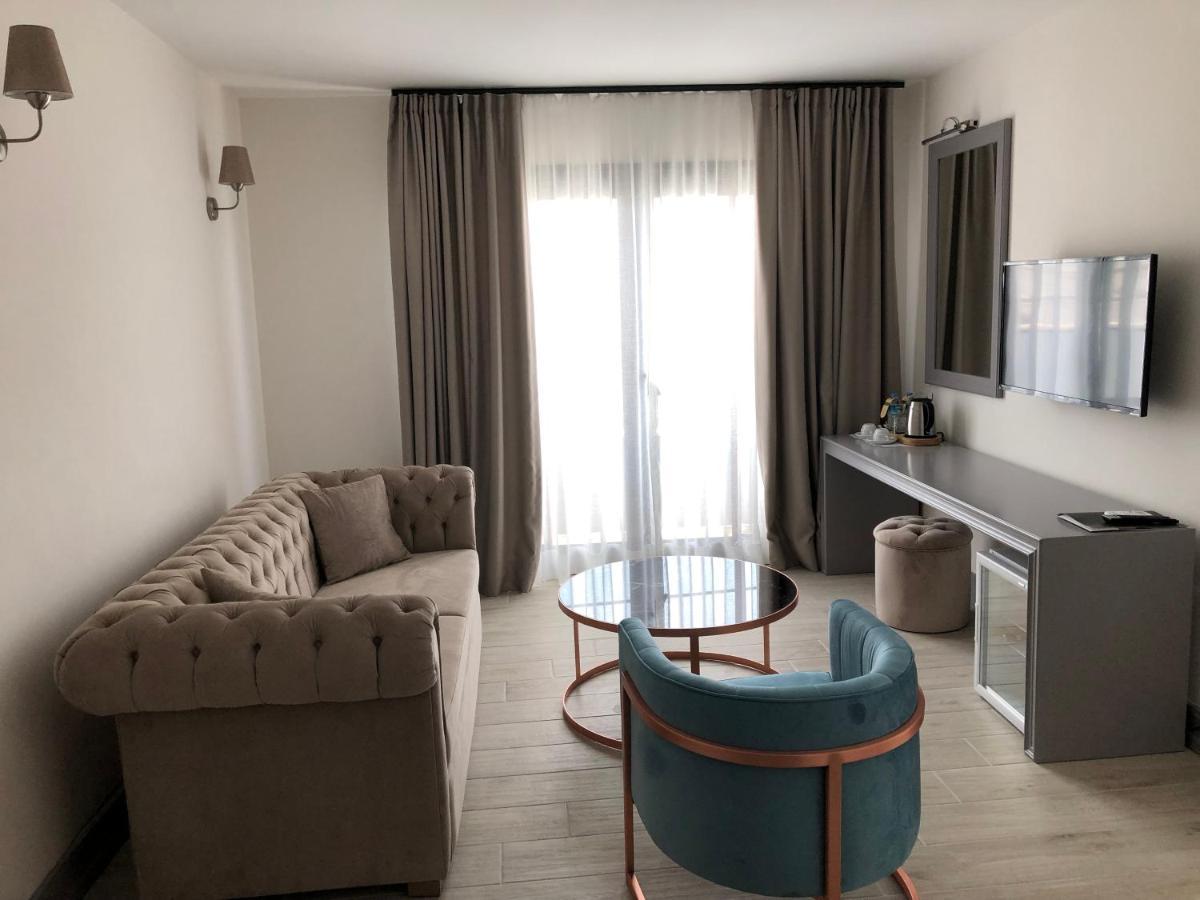 Deluxe Suite Sea View