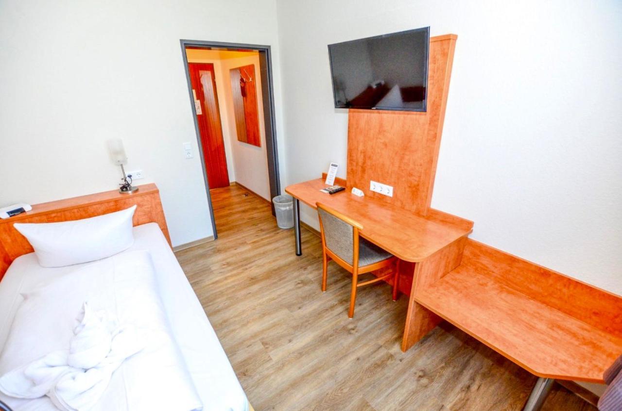 Standard Single Room,1710588323:JPEG
