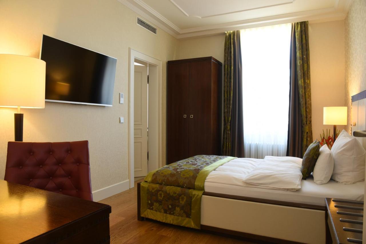 Single Room