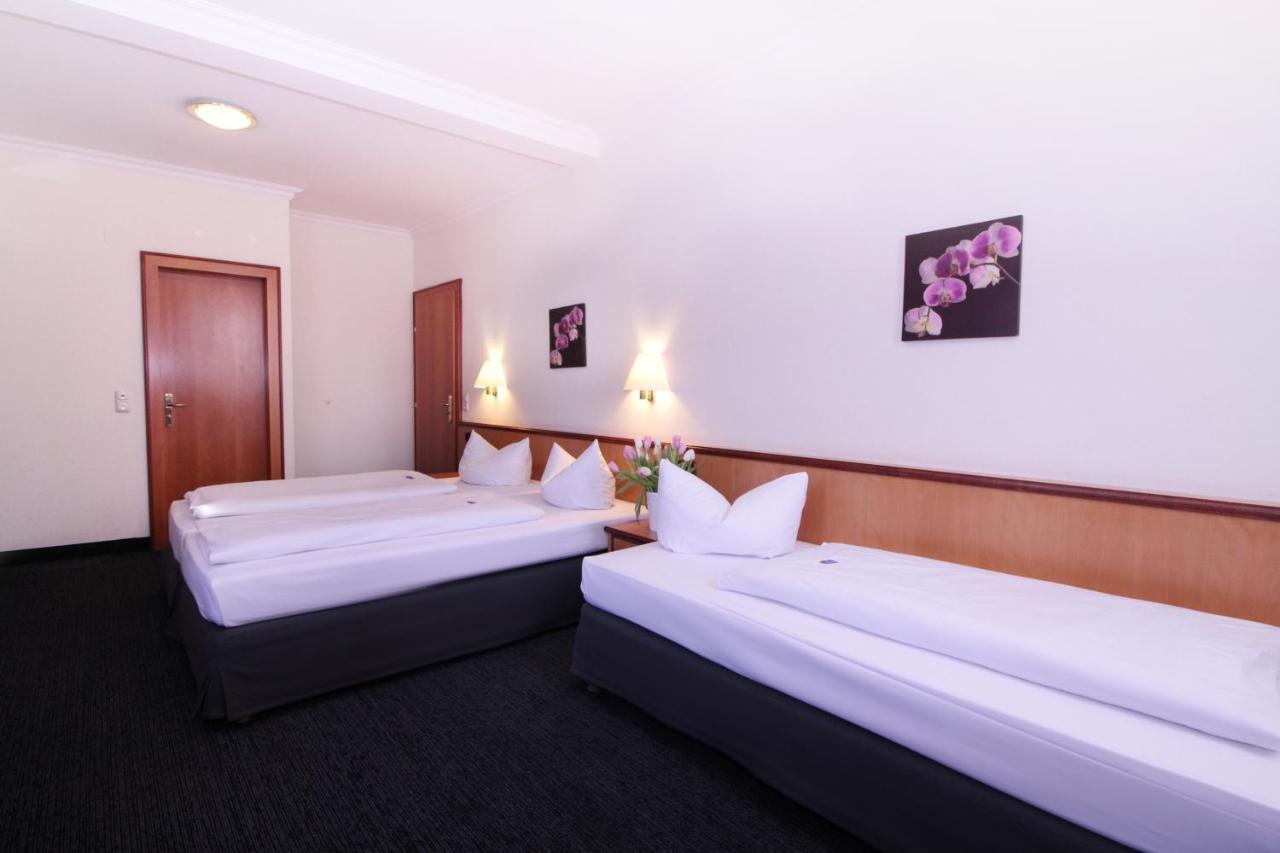 Triple Room,1104527748:JPEG