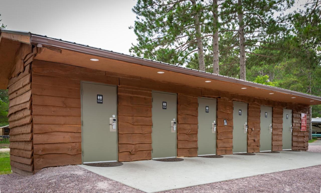 Cabin Queen Bunk Unit
