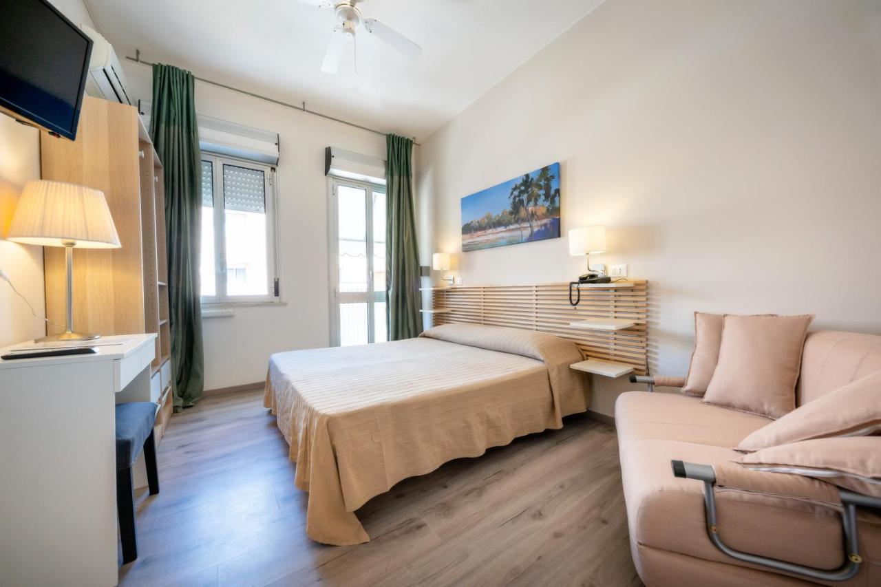 Triple Room,1001855814:JPEG