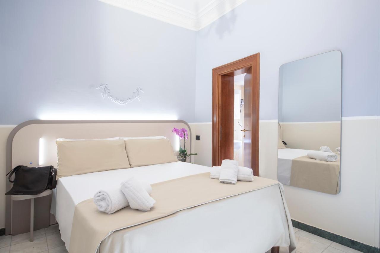 Small Classic Double or Twin Room