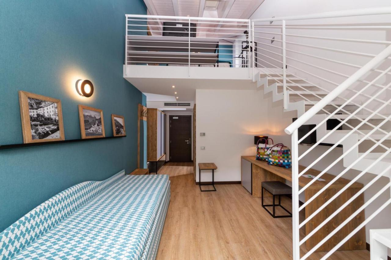 Studio Split Level