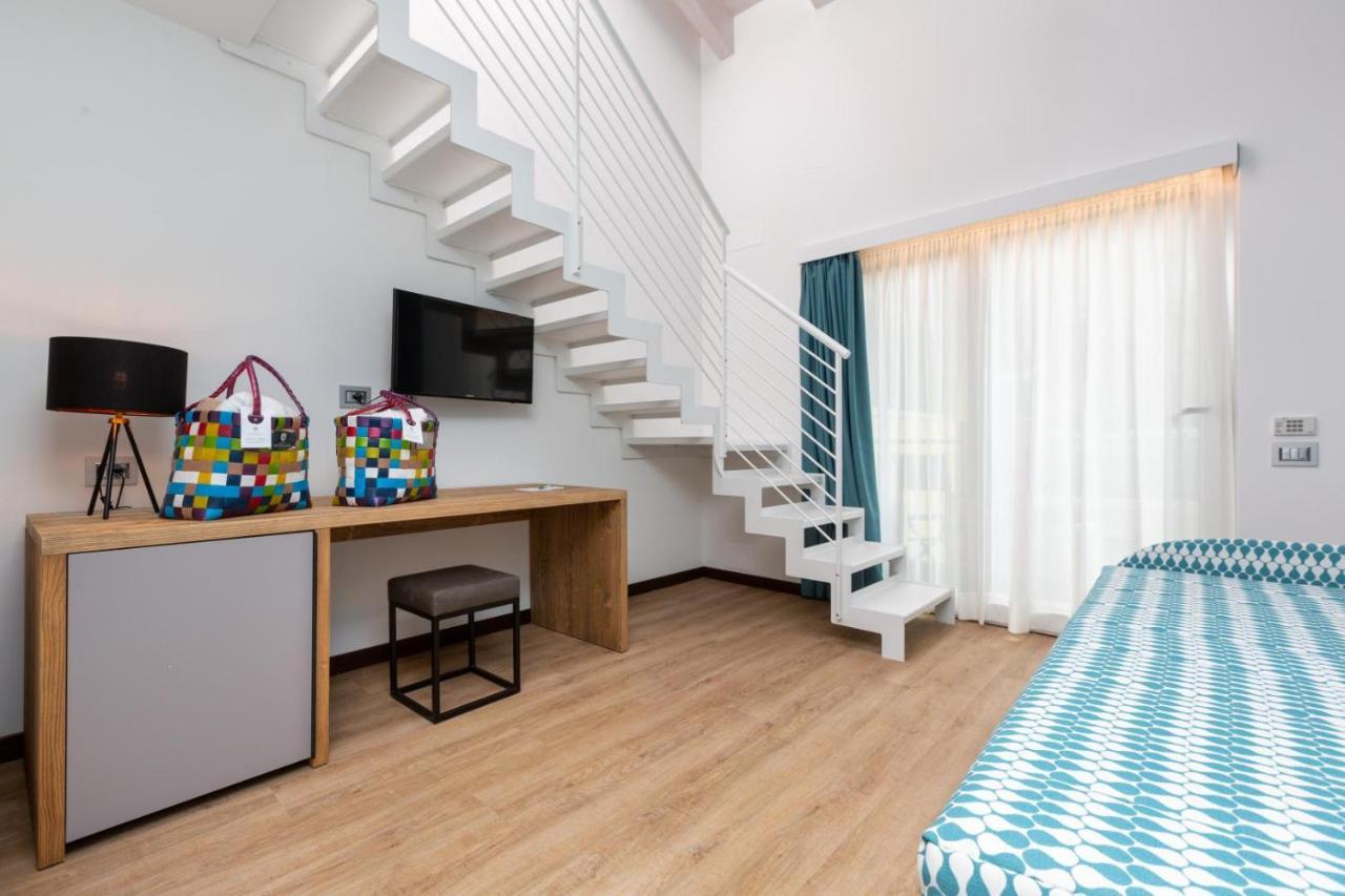 Studio Split Level