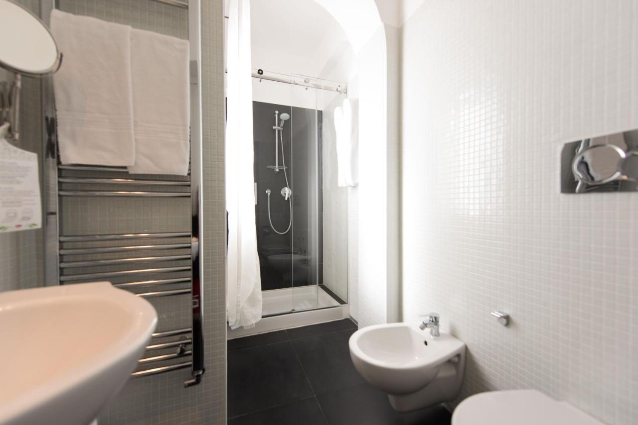 Deluxe Double Room Pool View