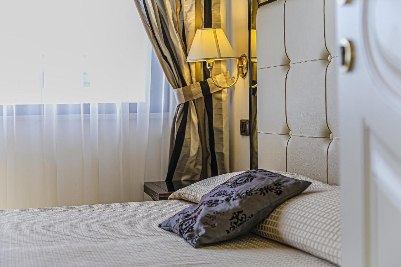 Two-Bedroom Suite,1003279503:JPEG