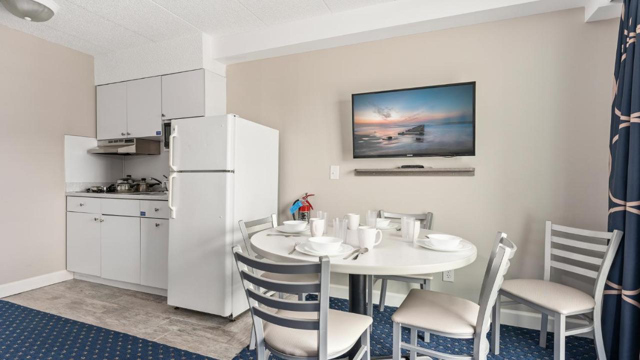 Two Room Suite Pool view Unit D