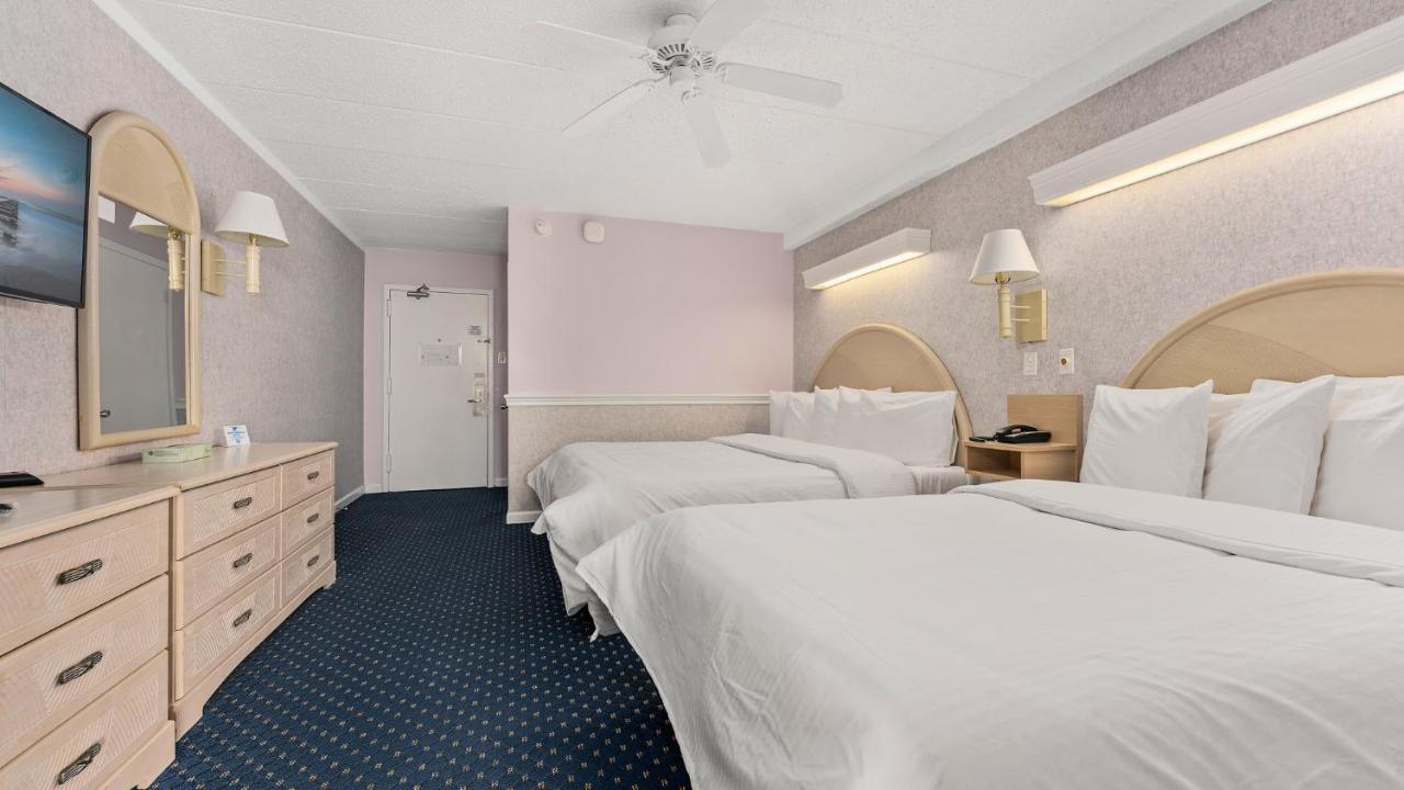 Two Room Suite Pool view Unit D