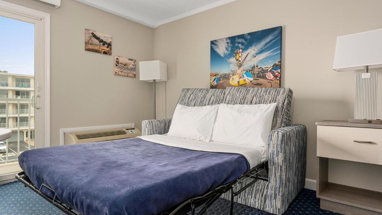 Two Room Suite Pool view Unit D