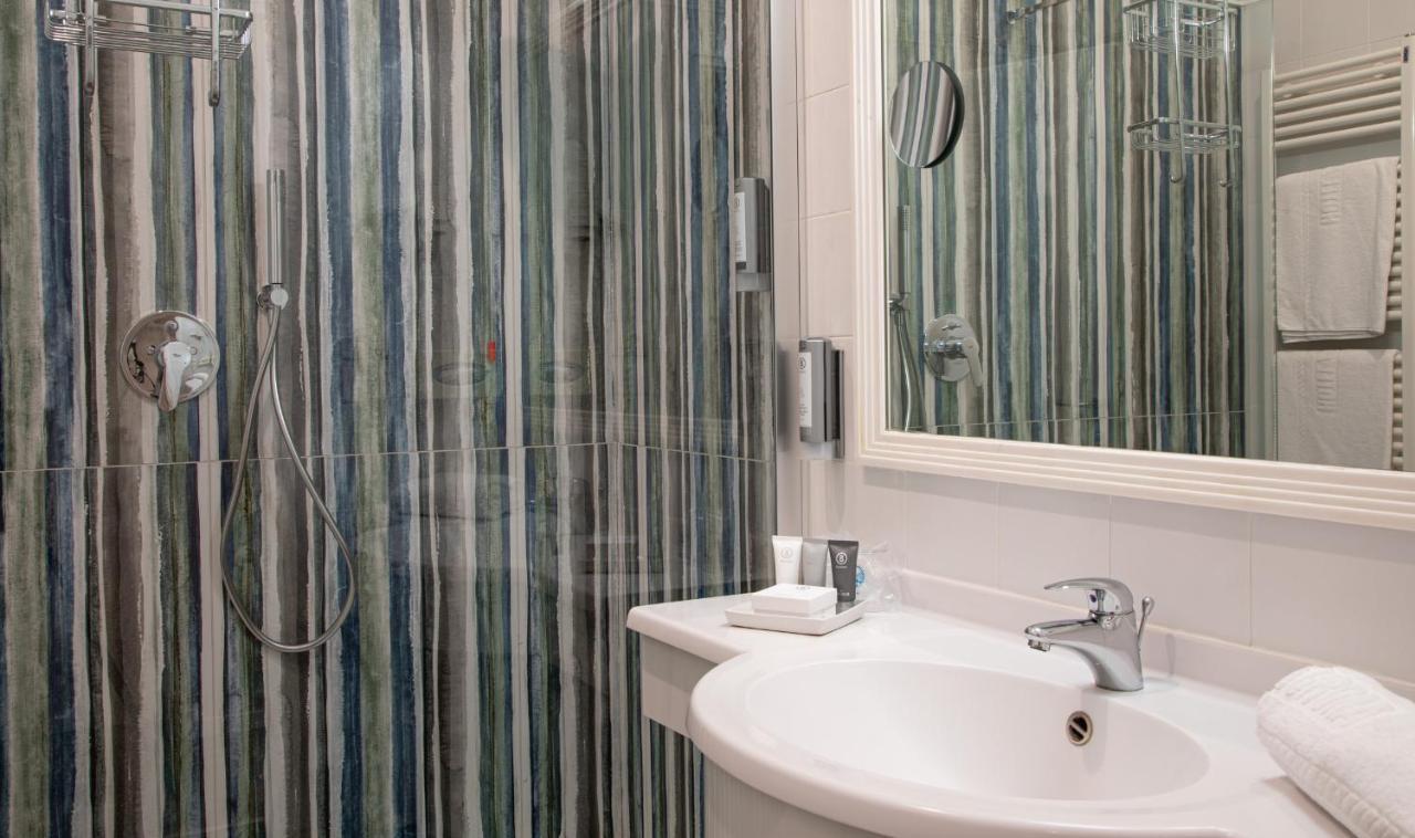 Double or Twin Room Extra Bed