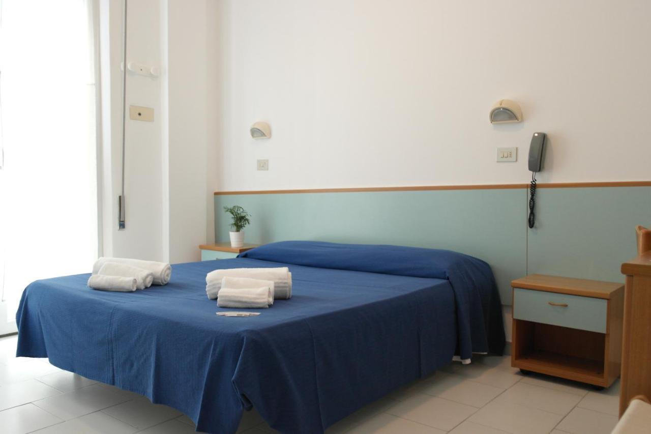 Double or Twin Room,1004896519:JPEG
