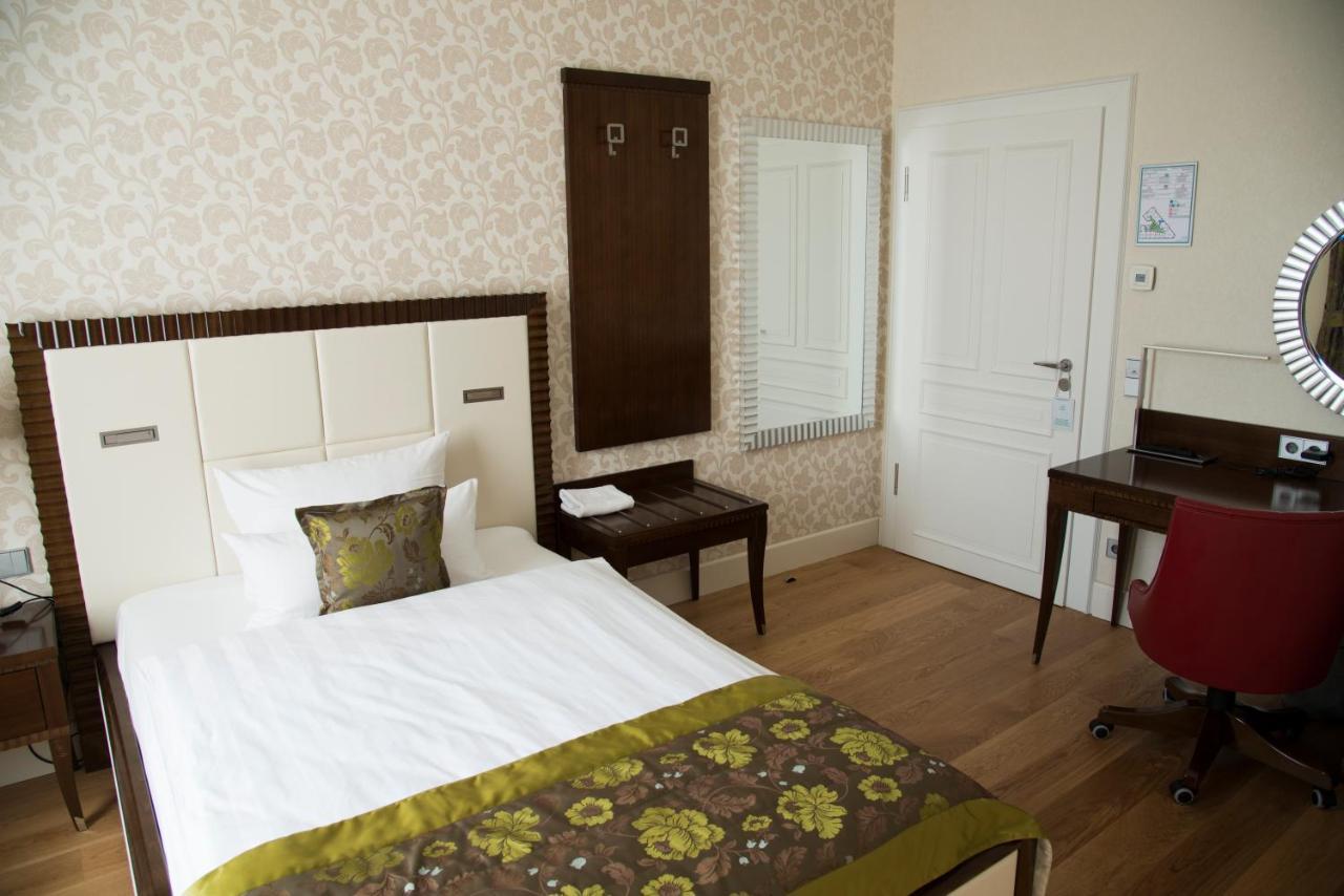 Single Room,1000926180:JPEG