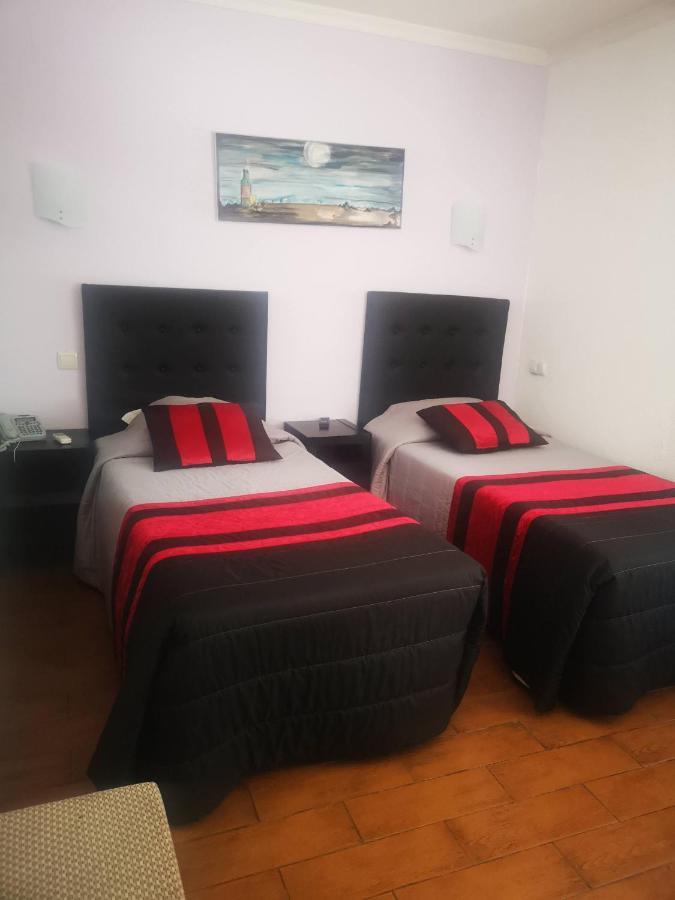 Twin Room,642131394:JPEG