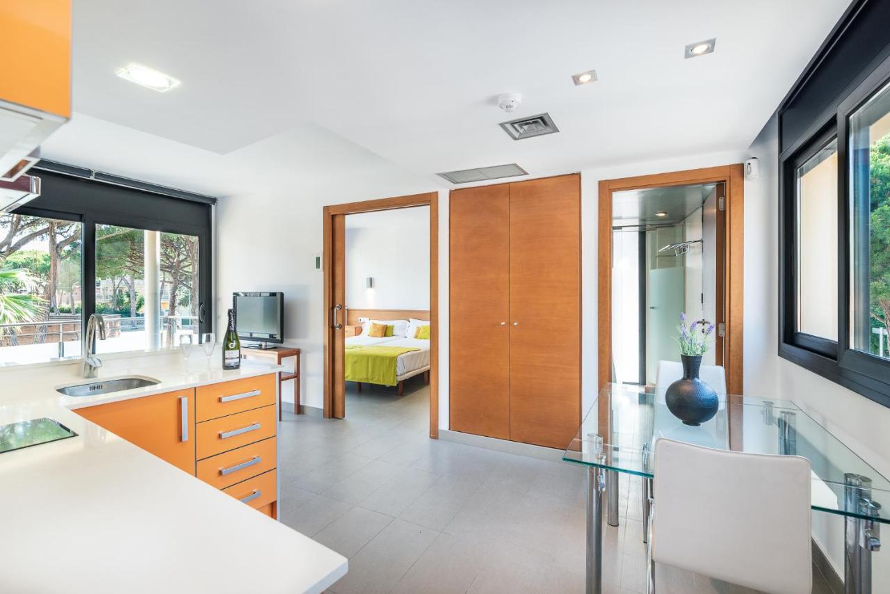 One-Bedroom Apartment,1005588085:JPEG