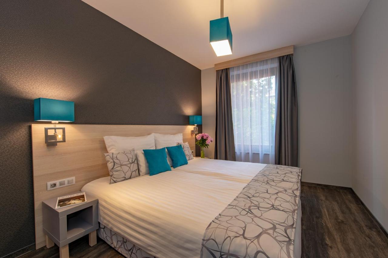 Standard Double or Twin Room Terrace