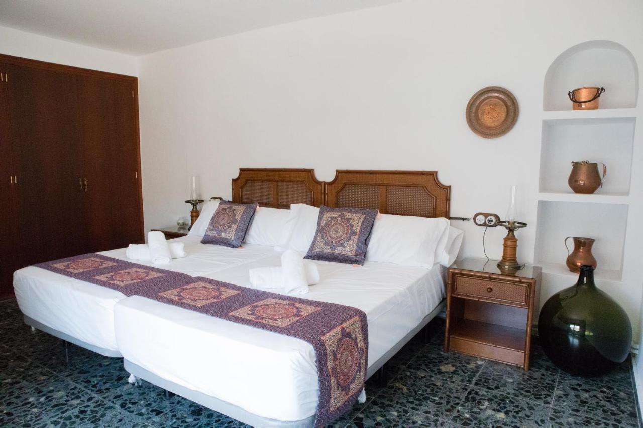 Deluxe Double Room Bath,1500111178:JPEG