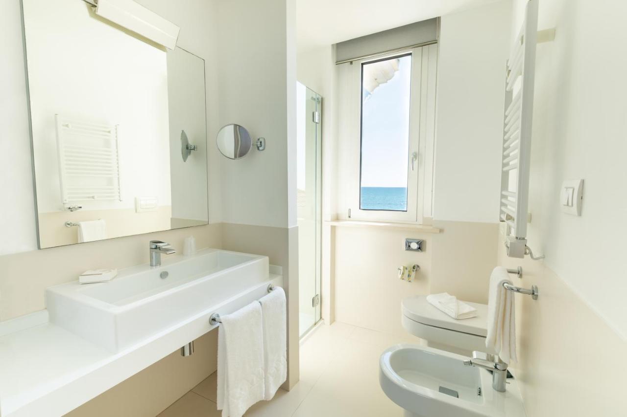 Suite con Balcone e Vista Mare