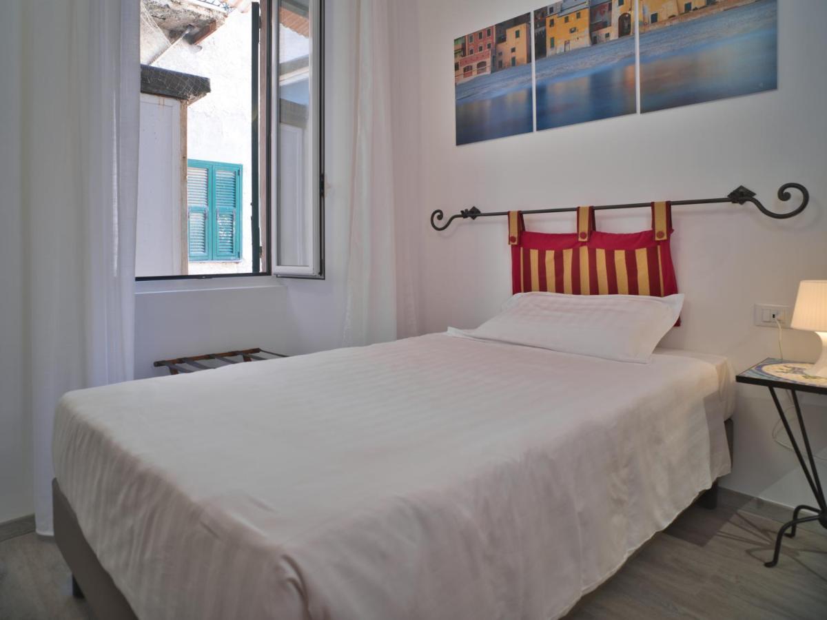 Single Room,1006467691:JPEG