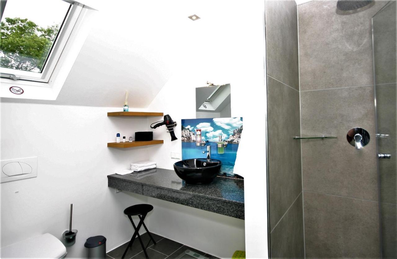 Double Room Private Bathroom