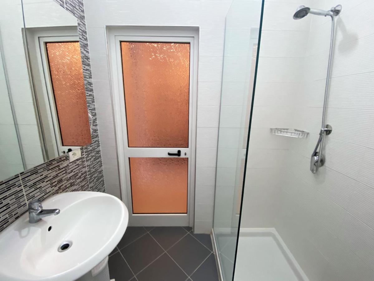 Standard Triple Room Sea View