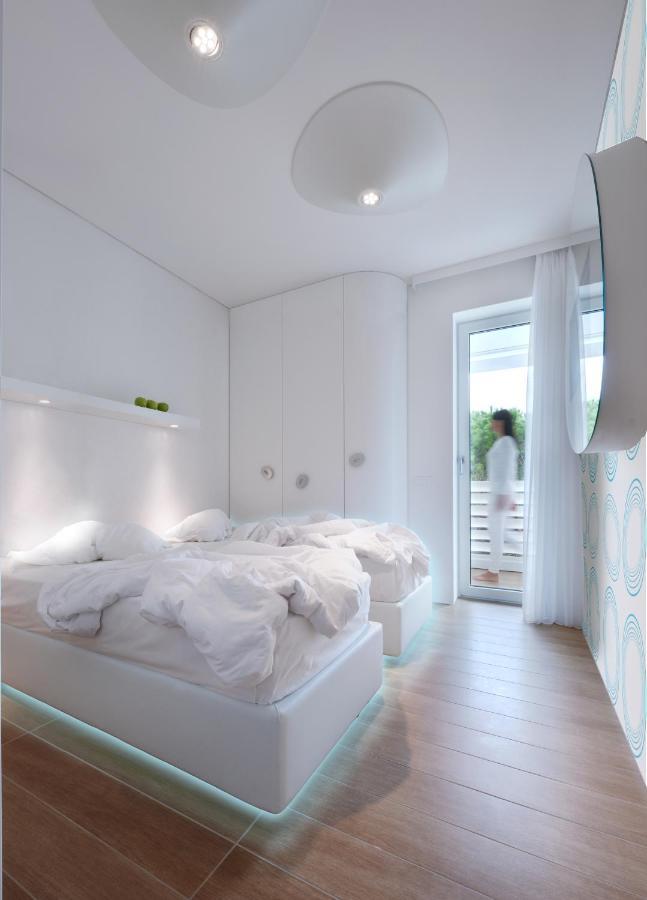 Two-Bedroom Deluxe Apartment Balcony