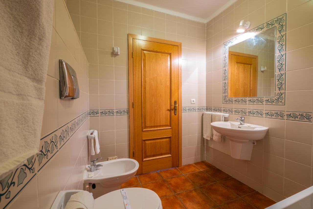 Standard Two-Bedroom Apartment,847177691:JPEG