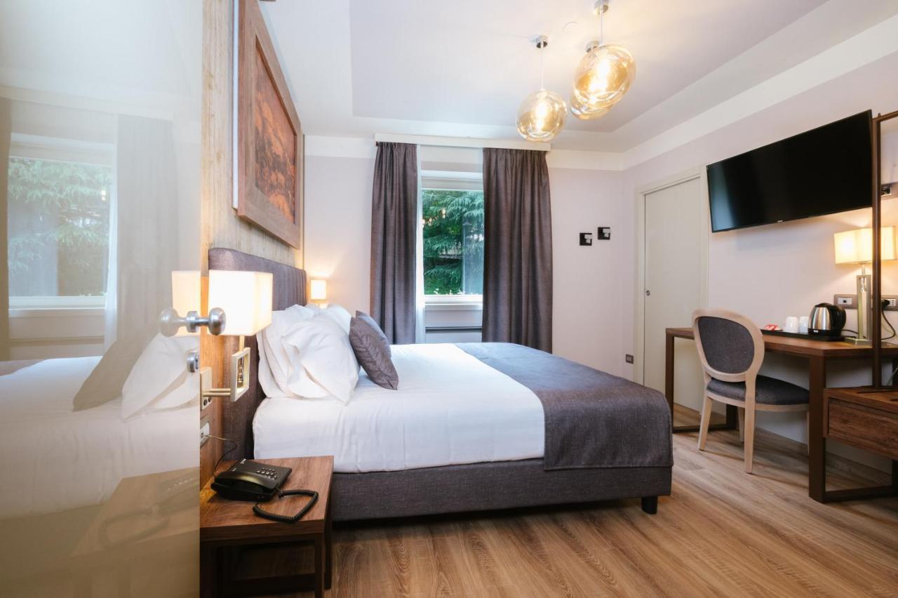 Standard Double Room,1007670445:JPEG