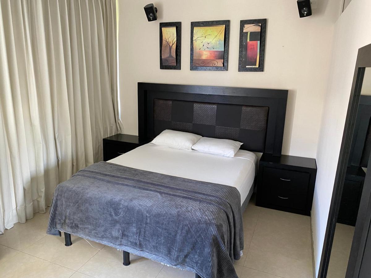 Deluxe Apartment,1589396063:JPEG