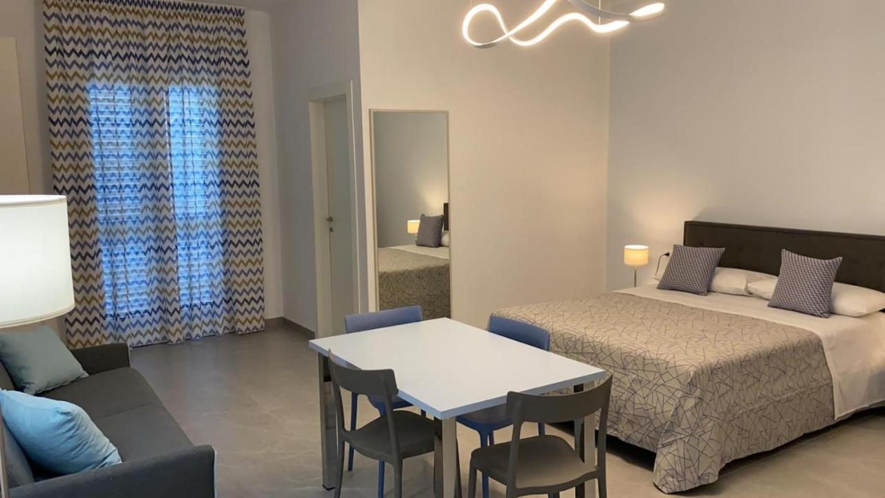 Deluxe Suite,1007891752:JPEG