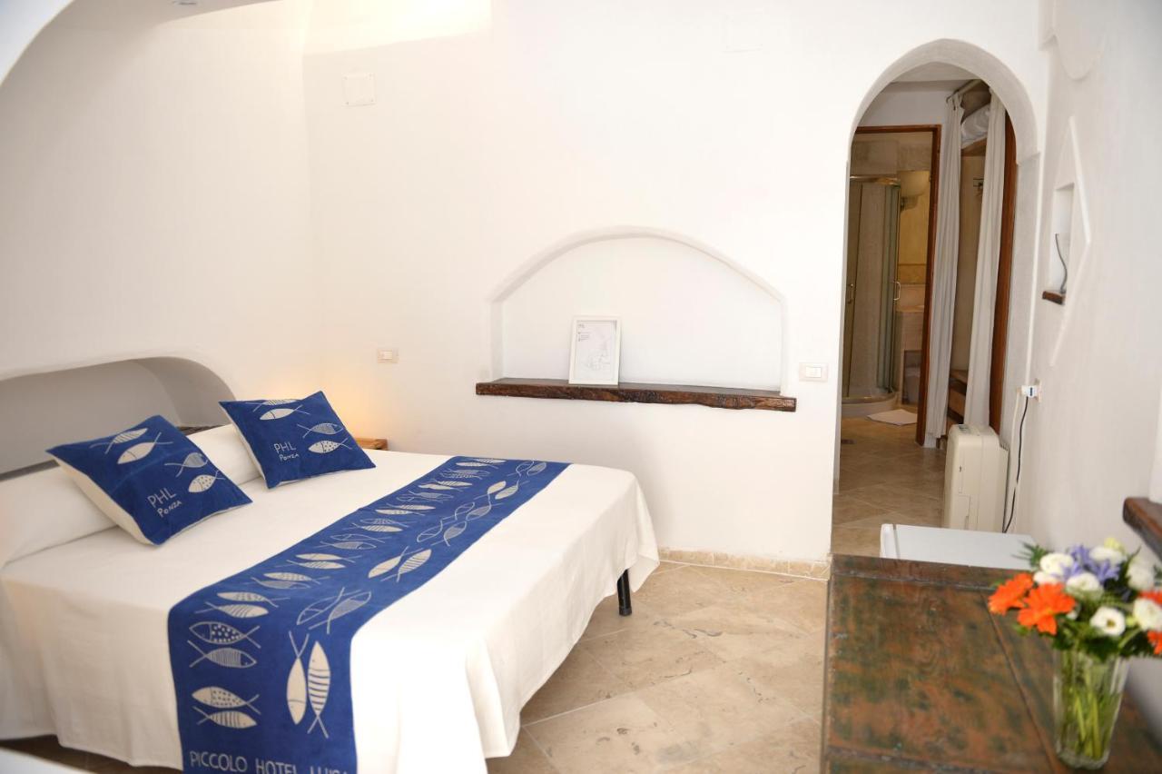 Standard Double Room,1008295720:JPEG