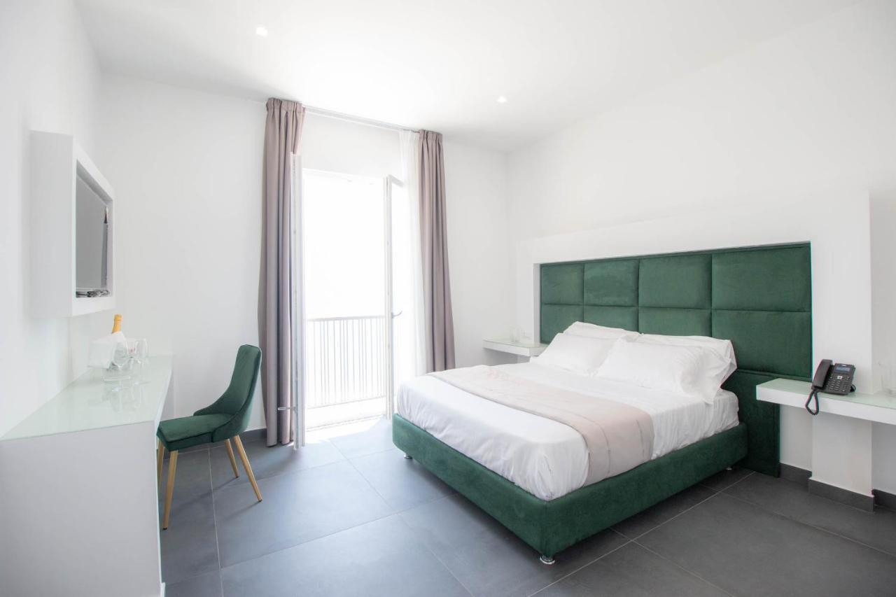 Double Room with Sea View,1009131463:JPEG