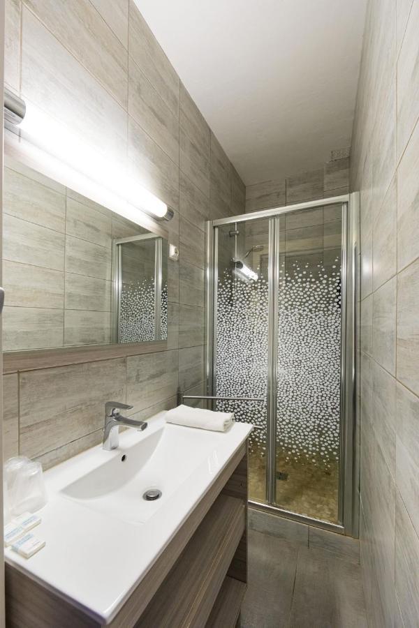 Quadruple Room,1009867126:JPEG