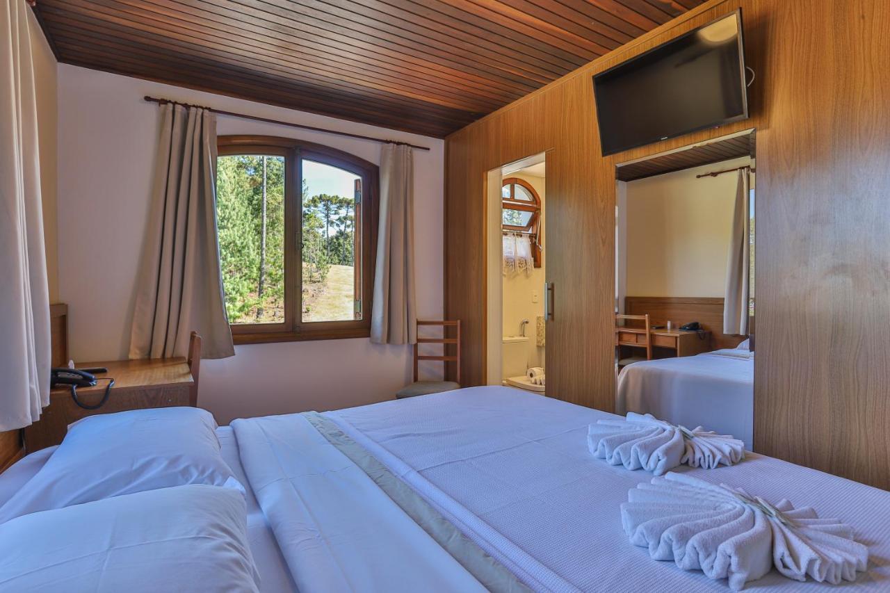 Standard Room,1094573400:JPEG