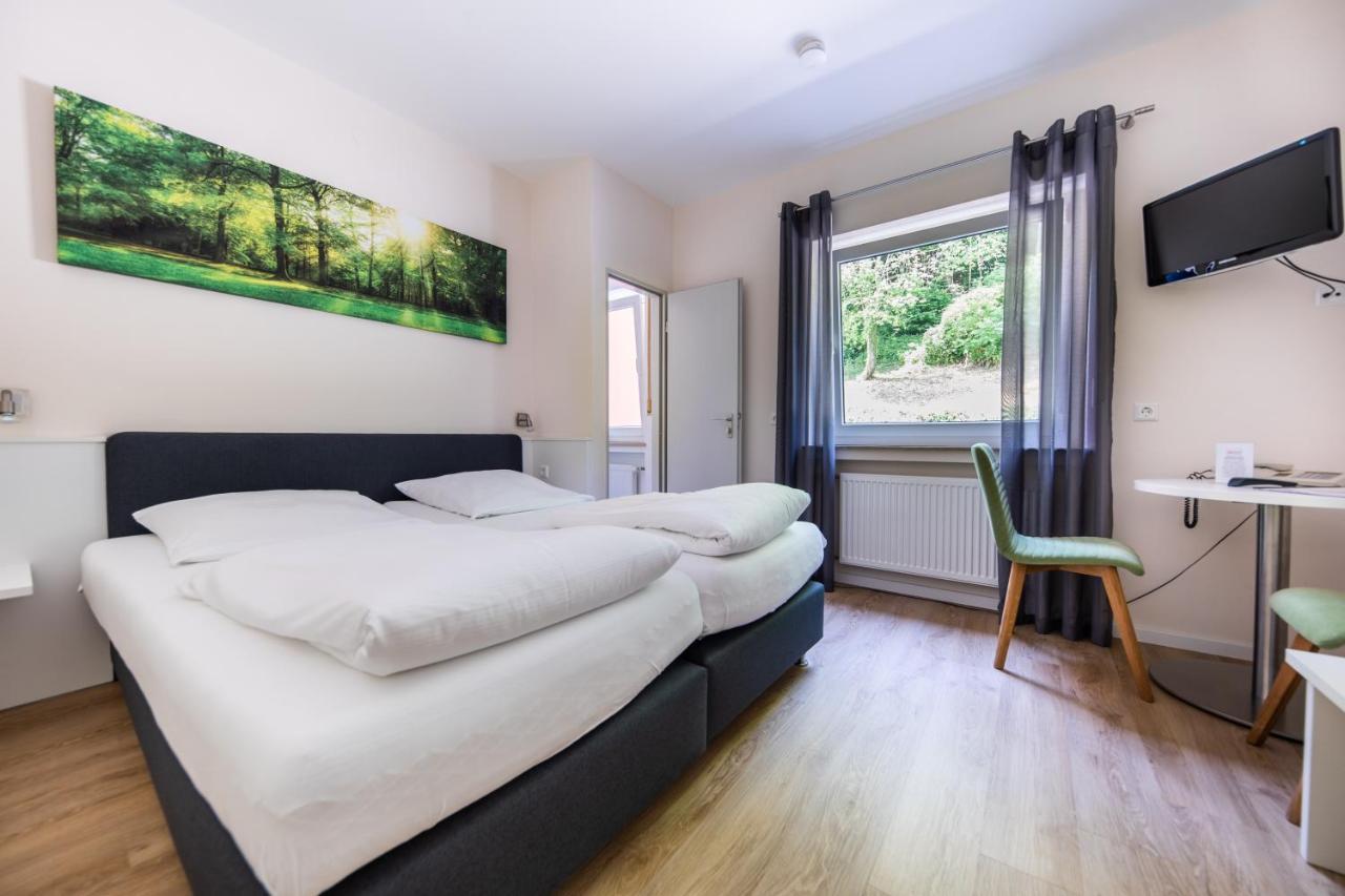 Standard Double Room,1011425869:JPEG