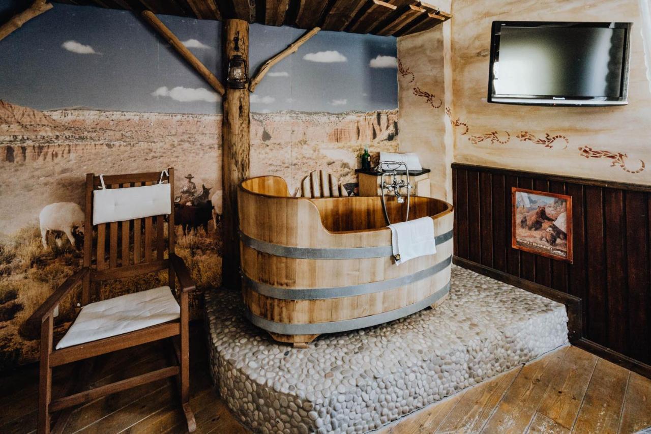 Jim Beam Log Cabin