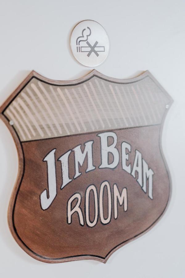 Jim Beam Log Cabin