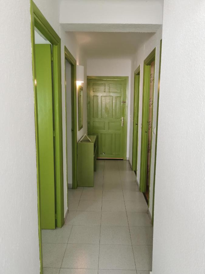 Family Room Private Bathroom,1011177109:JPEG