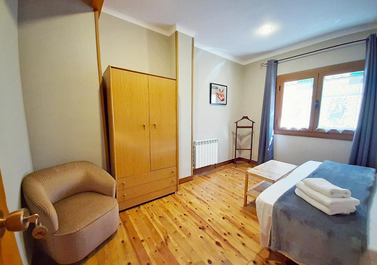Double or Twin Room Private Bathroom