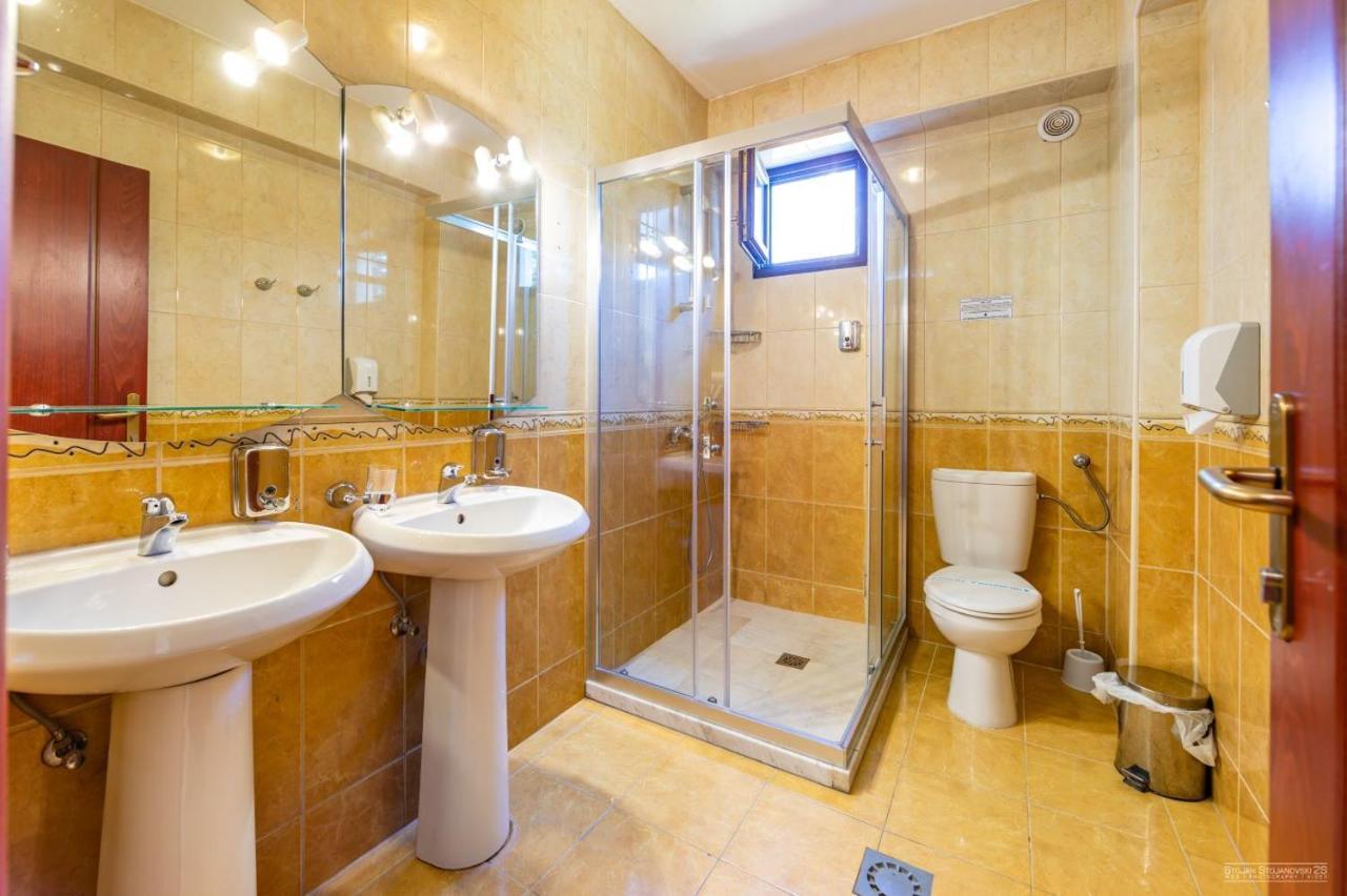 Triple Room Lake View