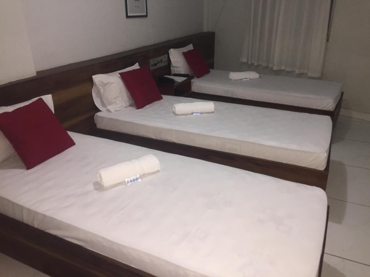 Standard Triple Room 3 Single Beds,1011550795:JPEG