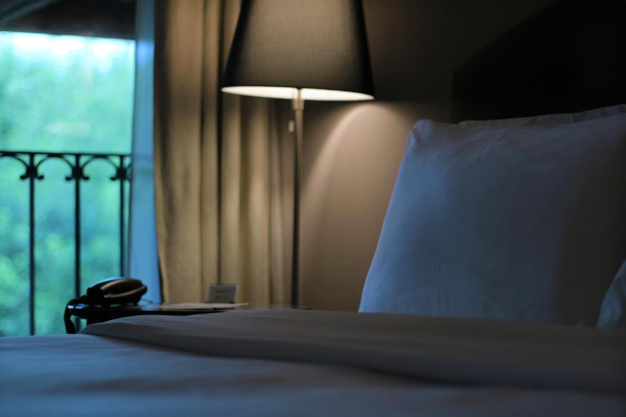 Executive Suite Split Level