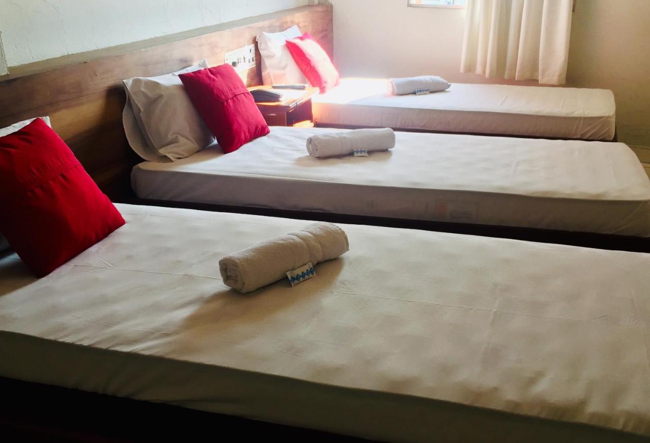Standard Triple Room 3 Single Beds