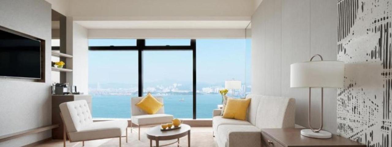 Deluxe Harbour View Suite