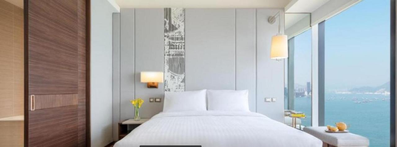 Deluxe Harbour View Suite
