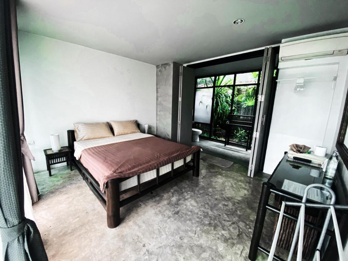 Deluxe Double Room Pool Side