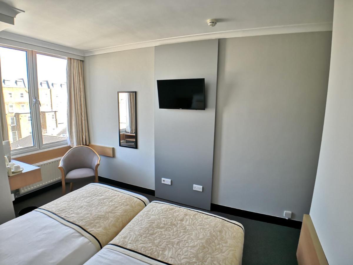 Standard Twin Room,1013075095:JPEG